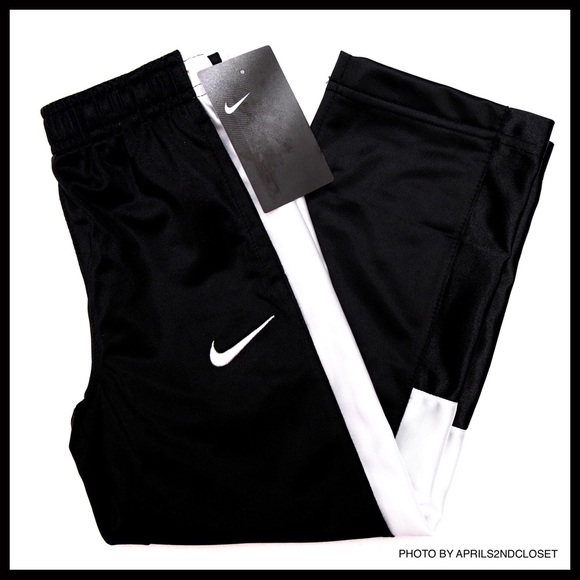 BOY’S NIKE BLACK TRACK PANTS ATHLETIC JOGGERS SPORTY ATHLEISURE PANTS A2C - Picture 4 of 5
